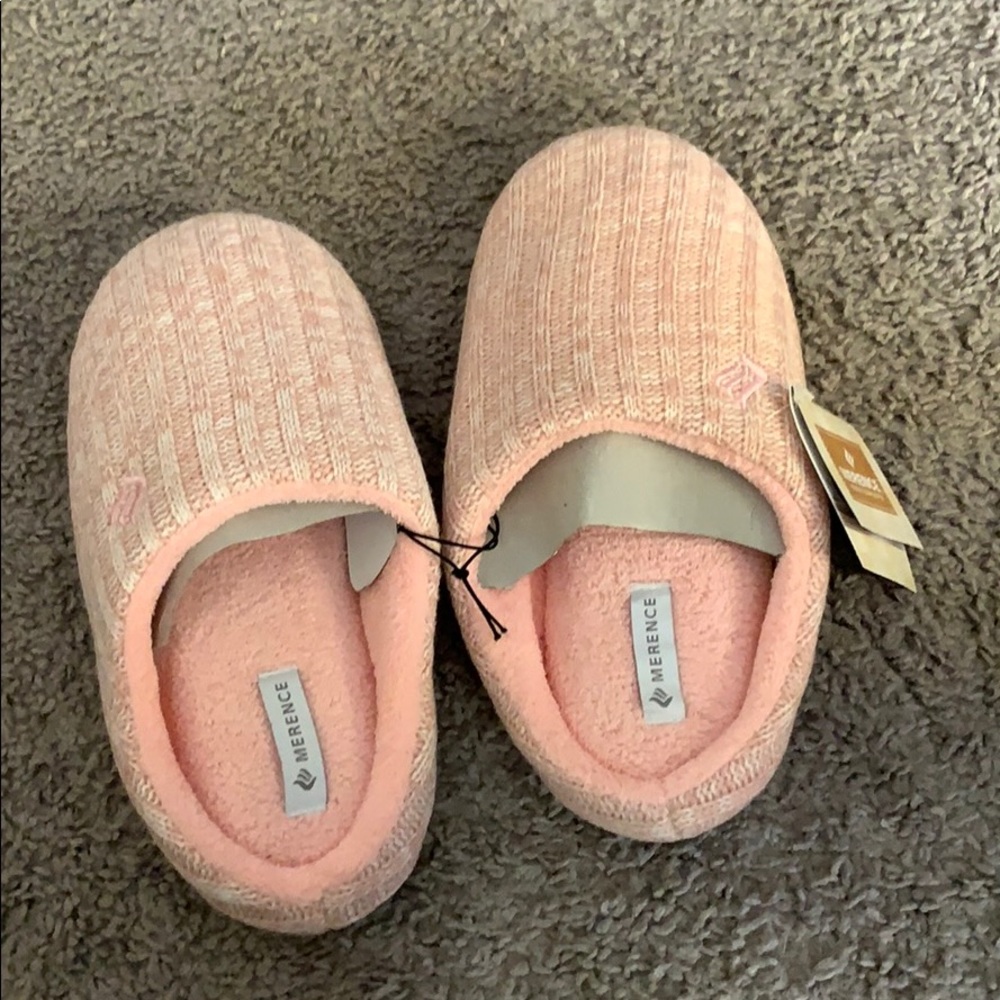 Brand new women’s slippers